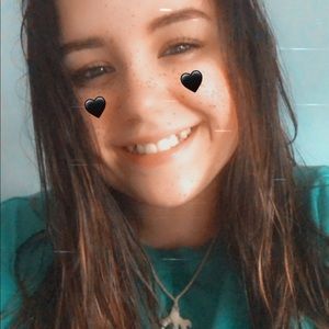 Meet your Posher, Genna